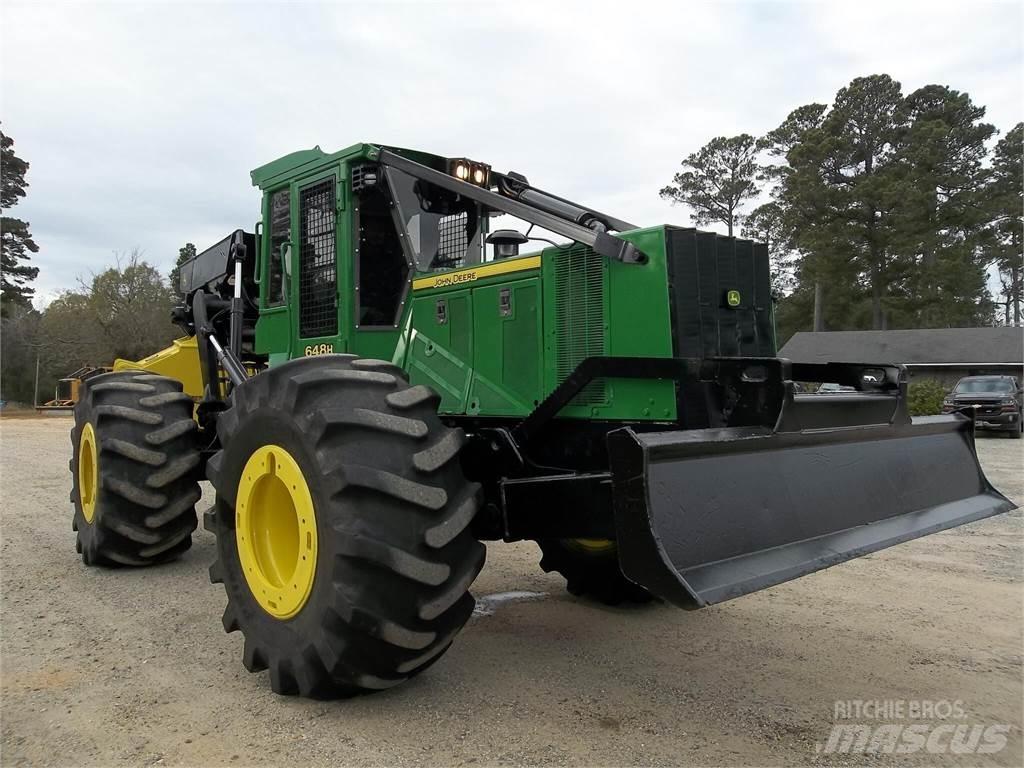 John Deere 648H ساحبات الأشجار