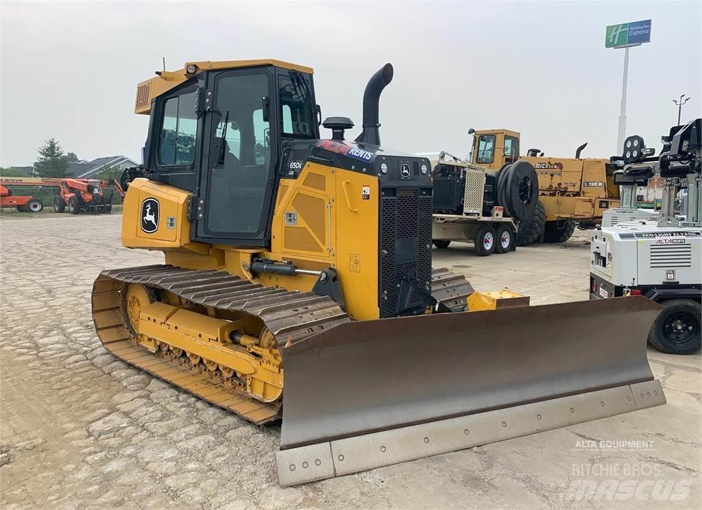 John Deere 650K بلدوزرات مجنزرة