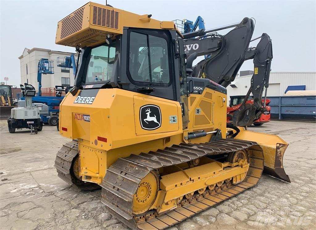 John Deere 650K بلدوزرات مجنزرة
