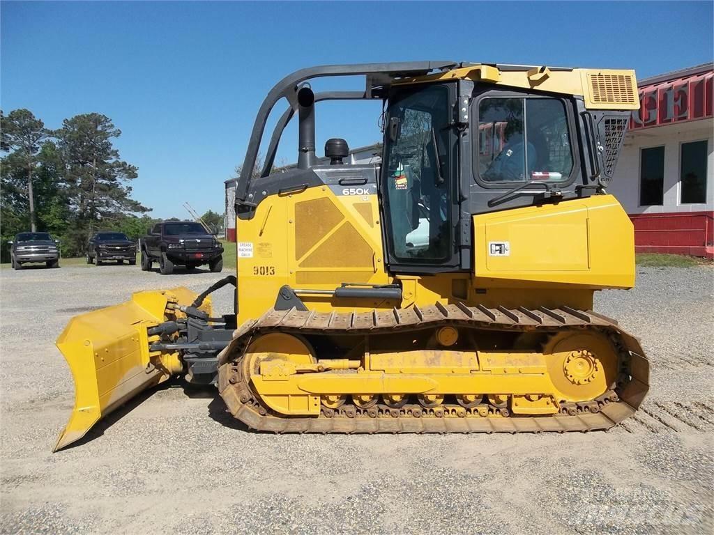 John Deere 650K LGP بلدوزرات مجنزرة