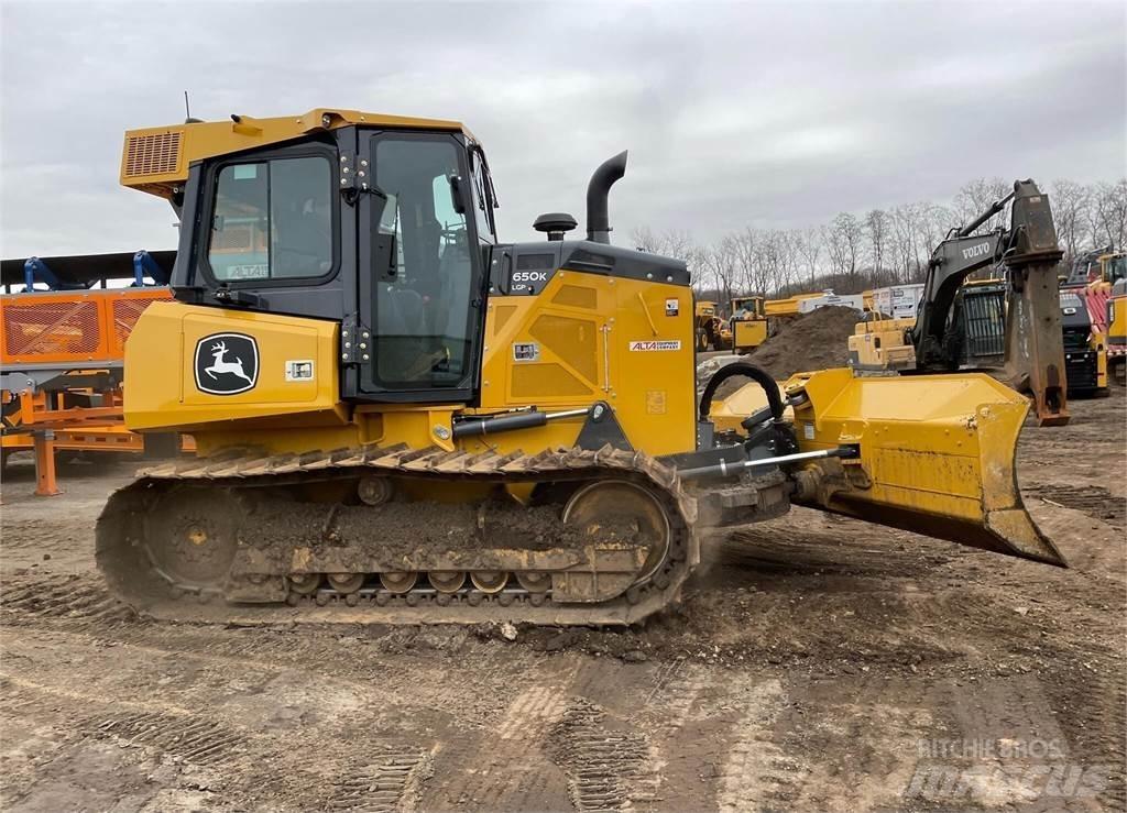 John Deere 650K LGP بلدوزرات مجنزرة