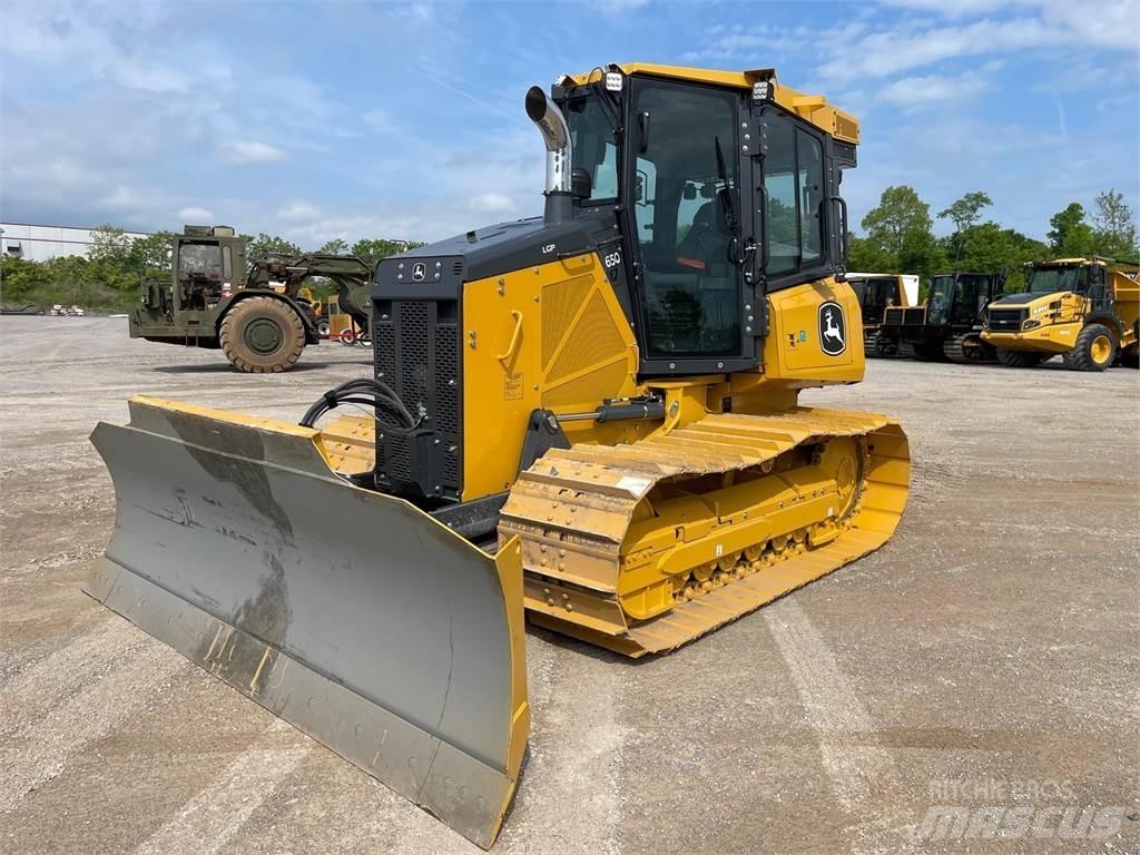 John Deere 650P LGP بلدوزرات مجنزرة