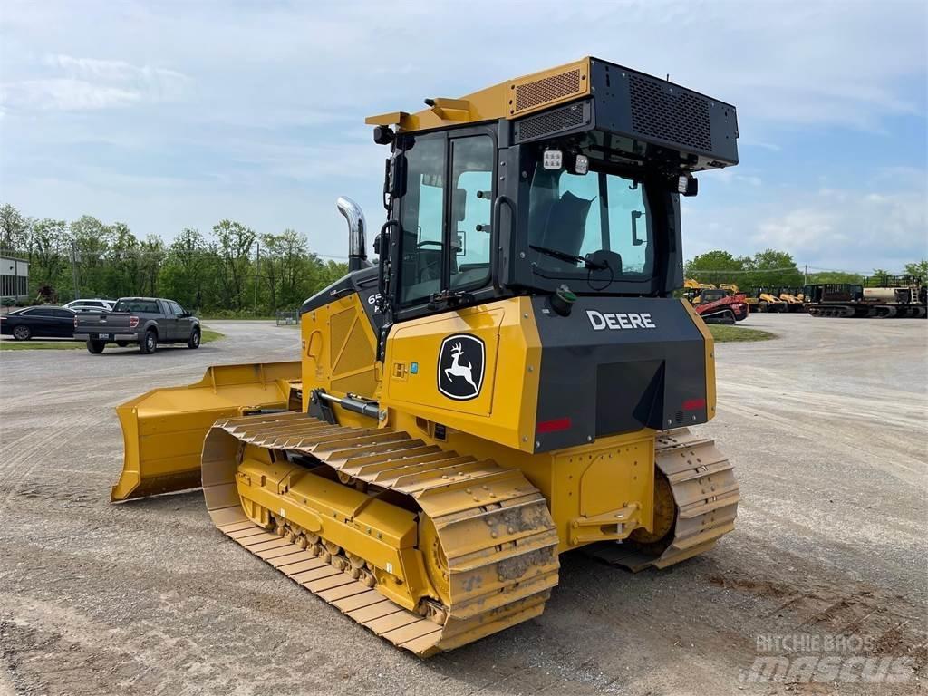 John Deere 650P LGP بلدوزرات مجنزرة