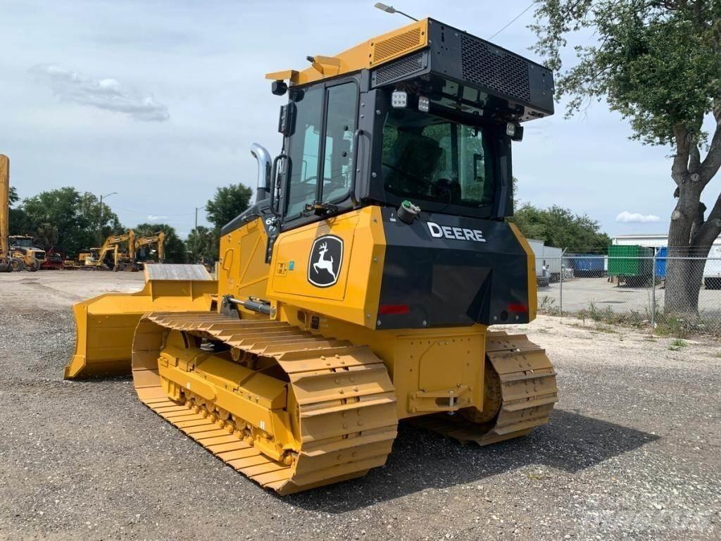 John Deere 650P LGP بلدوزرات مجنزرة