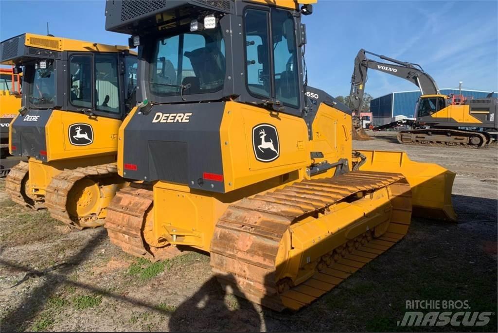 John Deere 650P LGP بلدوزرات مجنزرة