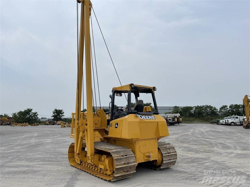 John Deere 700K LGP رافعات مد أنابيب