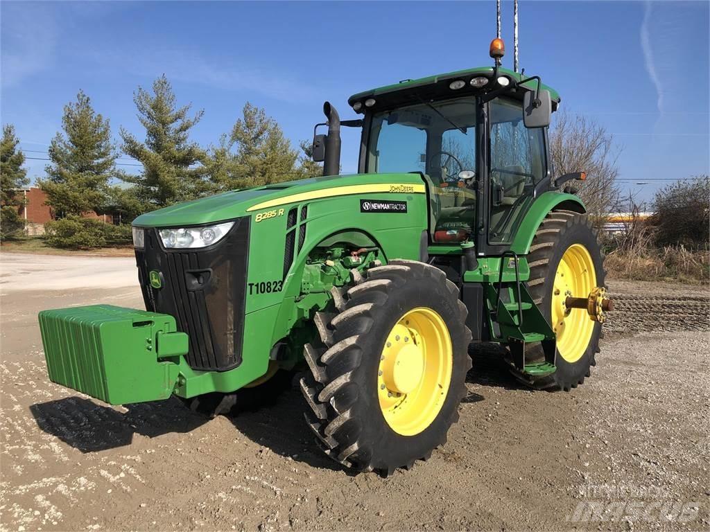 John Deere 8285R الجرارات