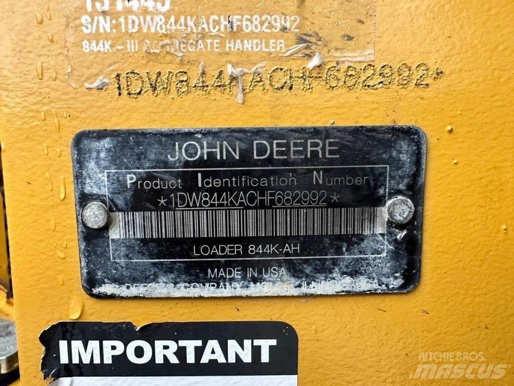 John Deere 844KIII لوادر بعجل