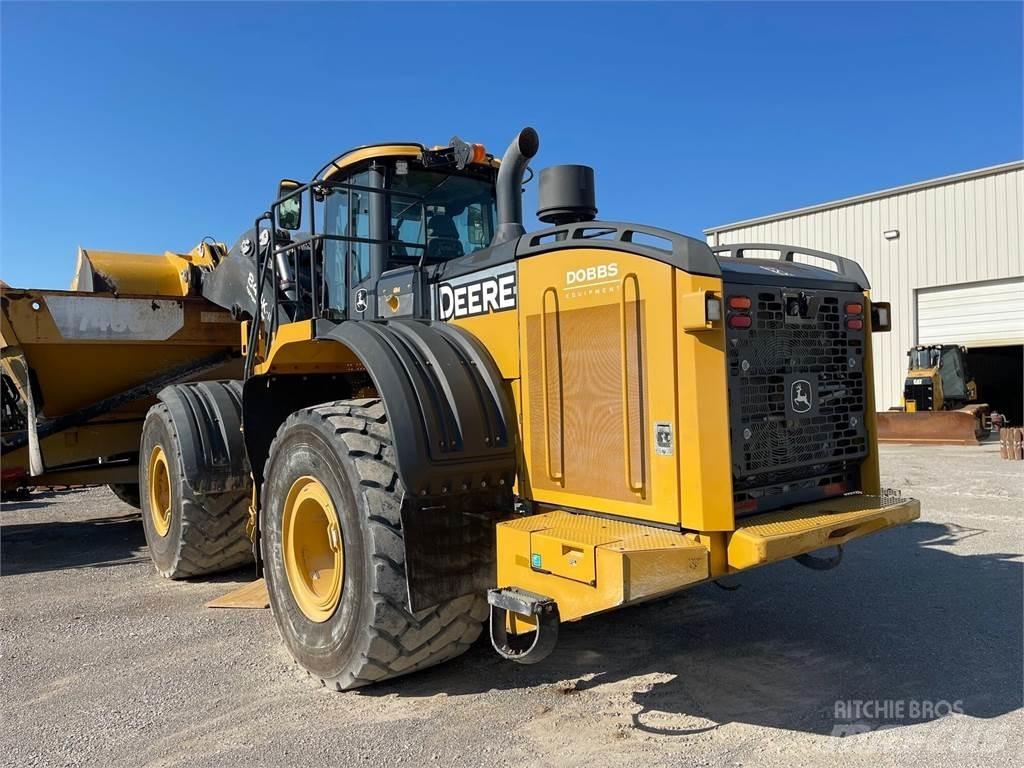 John Deere 844KIII لوادر بعجل