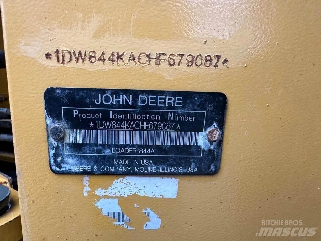 John Deere 844KIII لوادر بعجل