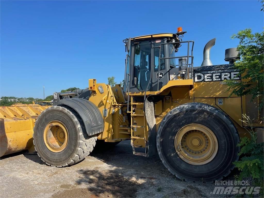 John Deere 844KIII لوادر بعجل