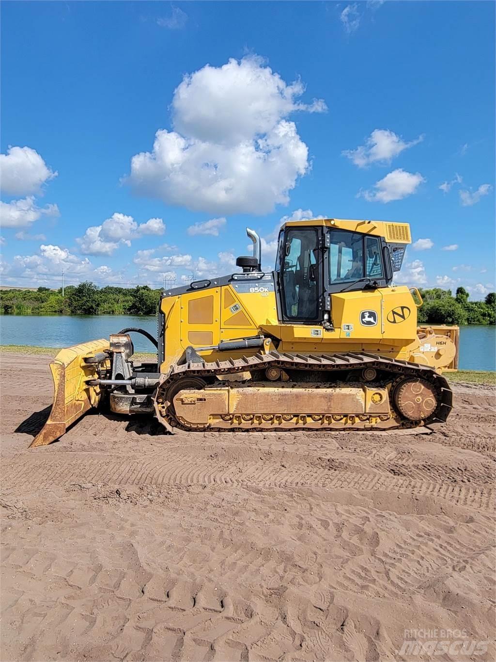 John Deere 850K WLT بلدوزرات مجنزرة