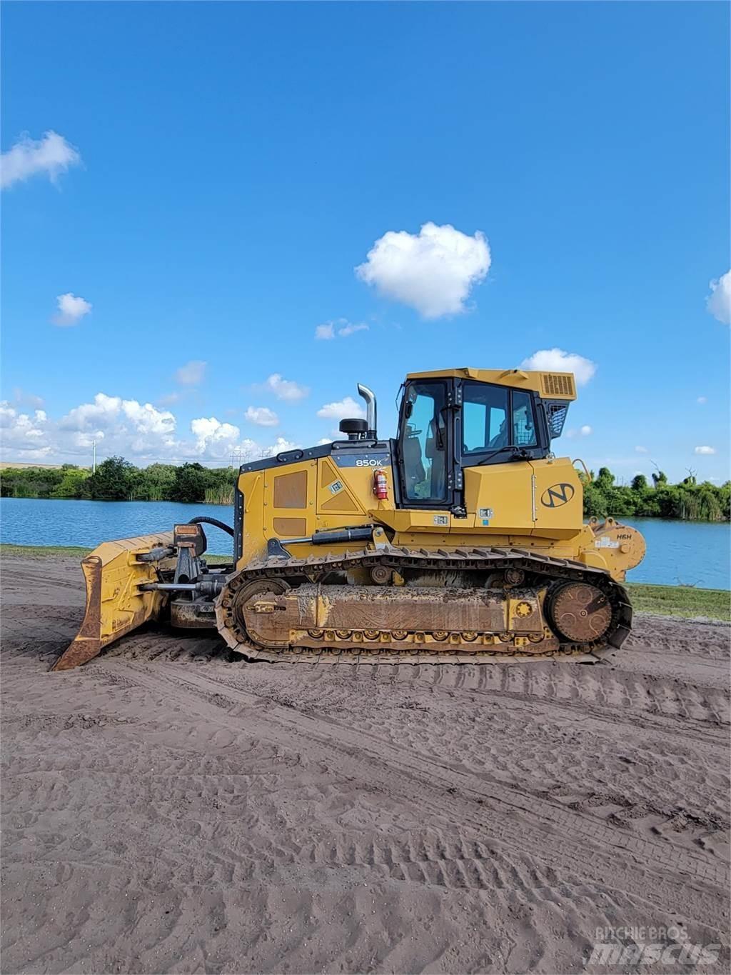 John Deere 850K WLT بلدوزرات مجنزرة
