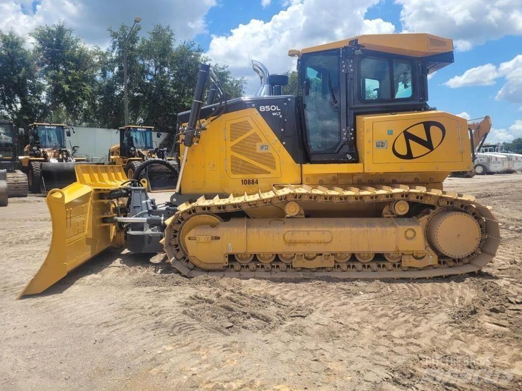 John Deere 850L WLT بلدوزرات مجنزرة