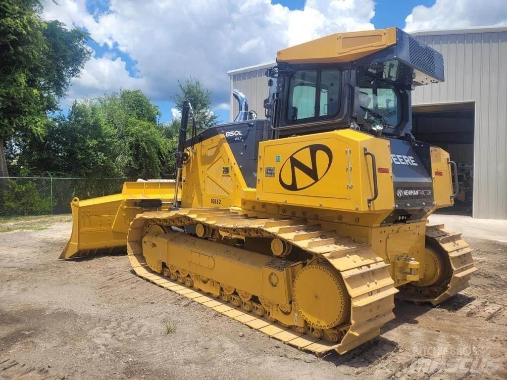 John Deere 850L WLT بلدوزرات مجنزرة