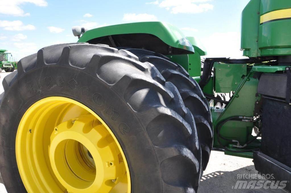 John Deere 9320 الجرارات