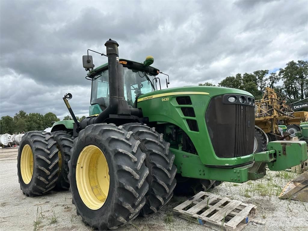 John Deere 9430 الجرارات
