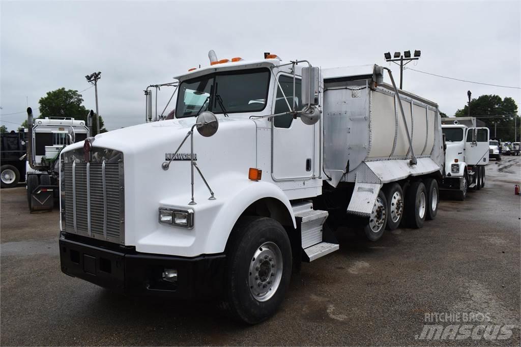 Kenworth T800 شاحنات قلابة