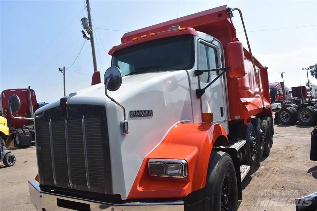 Kenworth T800 شاحنات قلابة