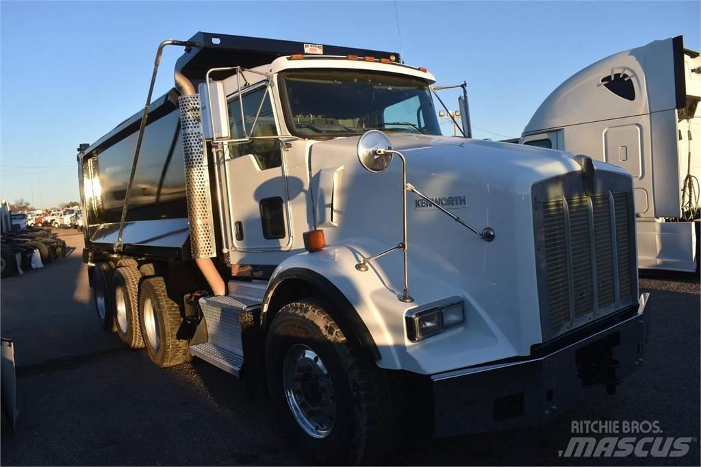 Kenworth T800 شاحنات قلابة