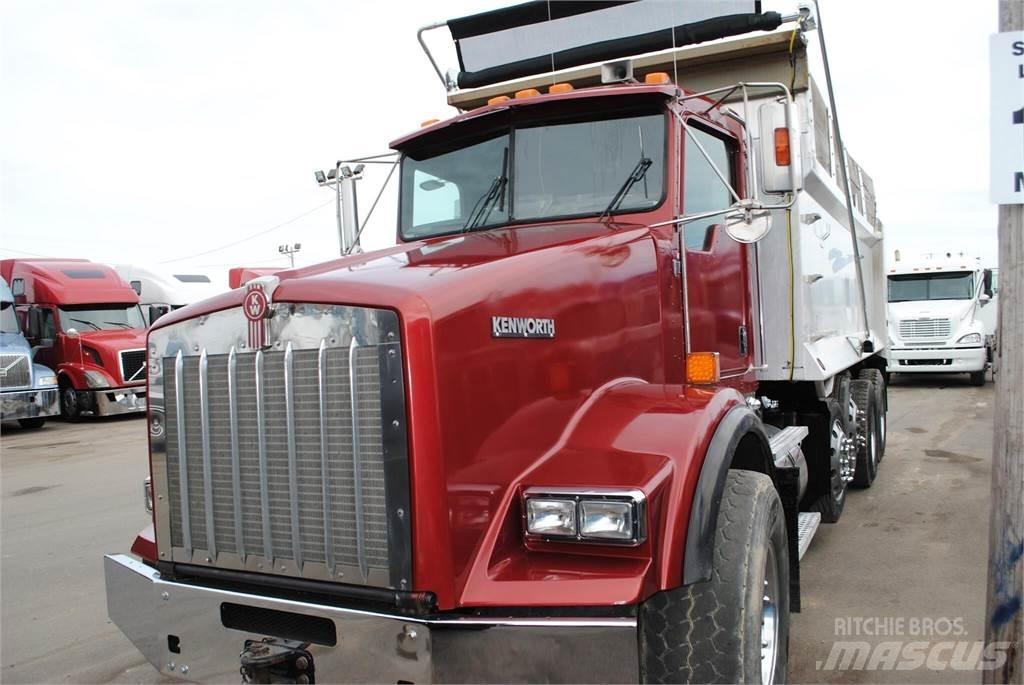 Kenworth T800 شاحنات قلابة