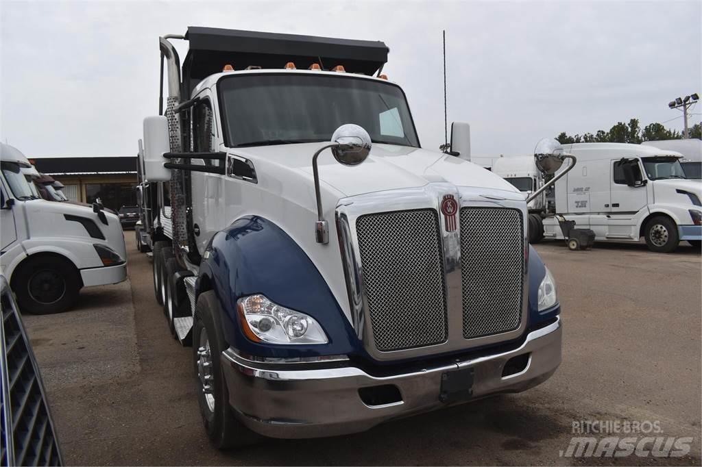 Kenworth T880 شاحنات قلابة