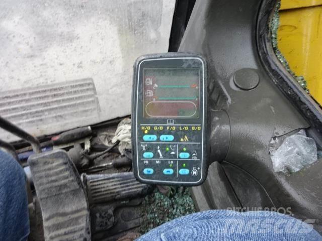 Komatsu PC300 LC-6 حفارات زحافة