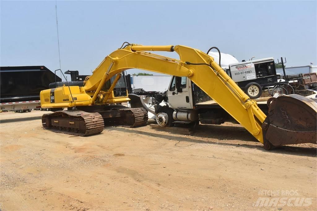 Komatsu PC300 LC-7E حفارات زحافة