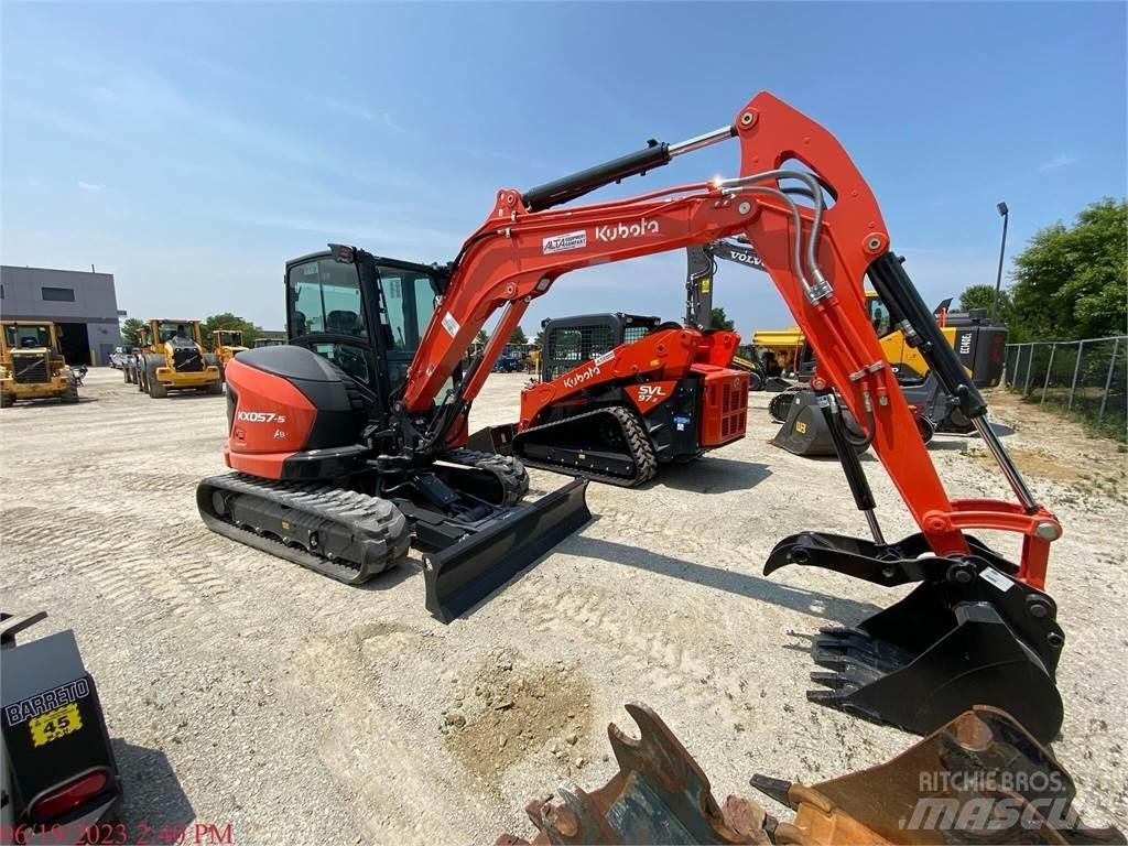 Kubota KX057-5 حفارات زحافة