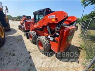 Kubota SSV75 لوادر انزلاقية التوجيه