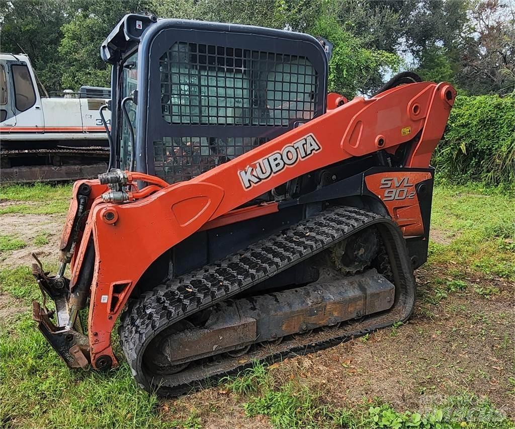 Kubota SVL90-2 لوادر انزلاقية التوجيه