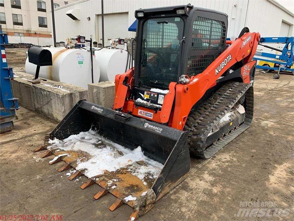 Kubota SVL95-2S لوادر انزلاقية التوجيه