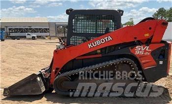 Kubota SVL95-2S لوادر انزلاقية التوجيه