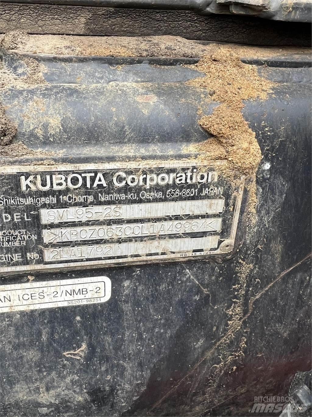 Kubota SVL95-2S لوادر انزلاقية التوجيه
