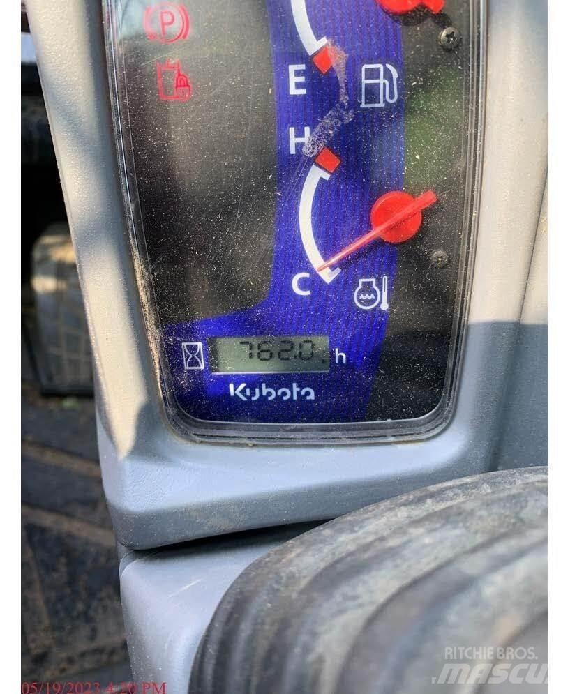 Kubota SVL97-2 لوادر انزلاقية التوجيه