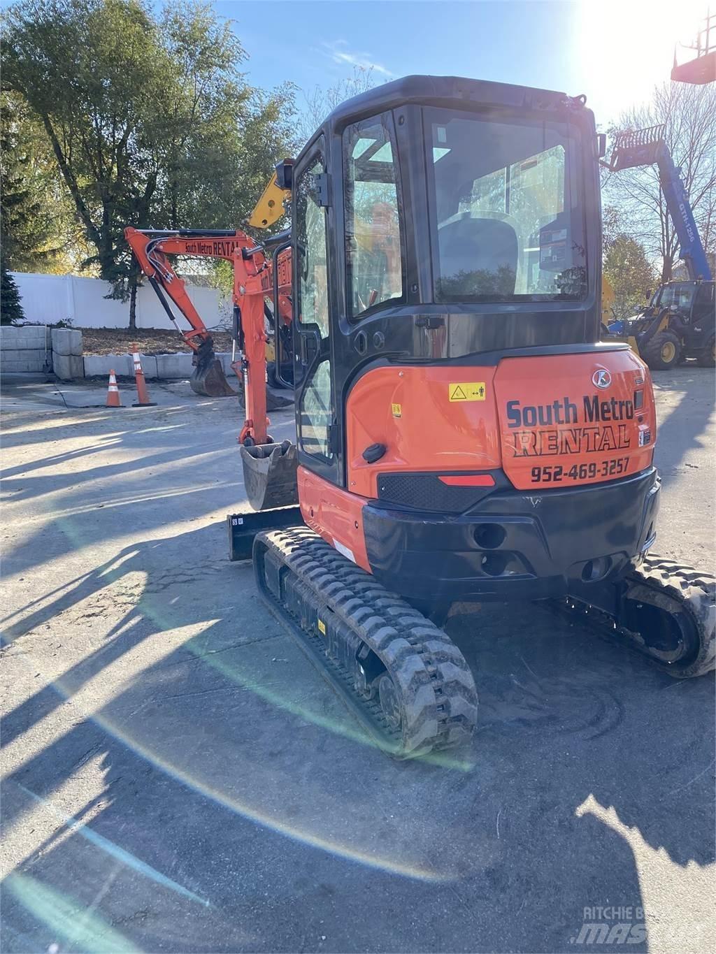 Kubota U35-4 حفارات صغيرة أقل من 7 طن (حفارات صغيرة)