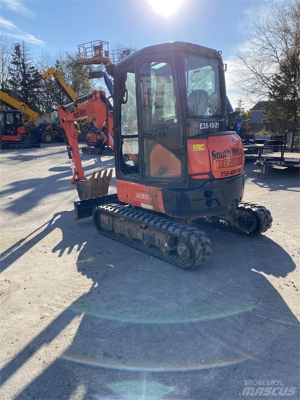 Kubota U35-4 حفارات صغيرة أقل من 7 طن (حفارات صغيرة)
