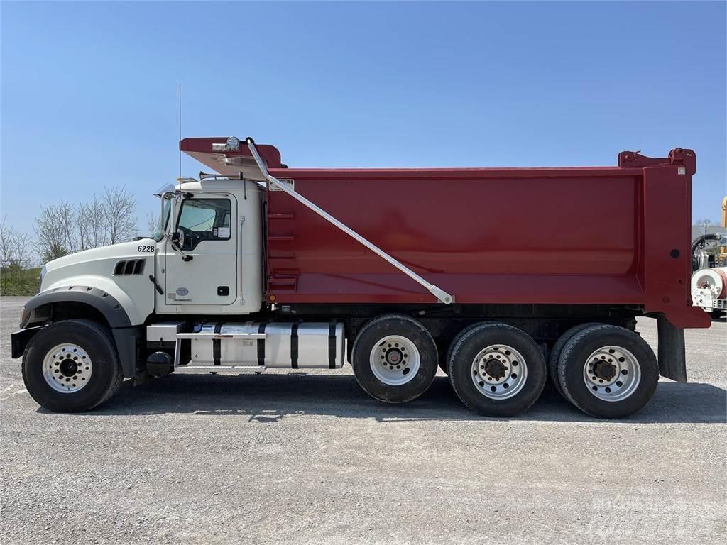 Mack GRANITE 64FR أخرى