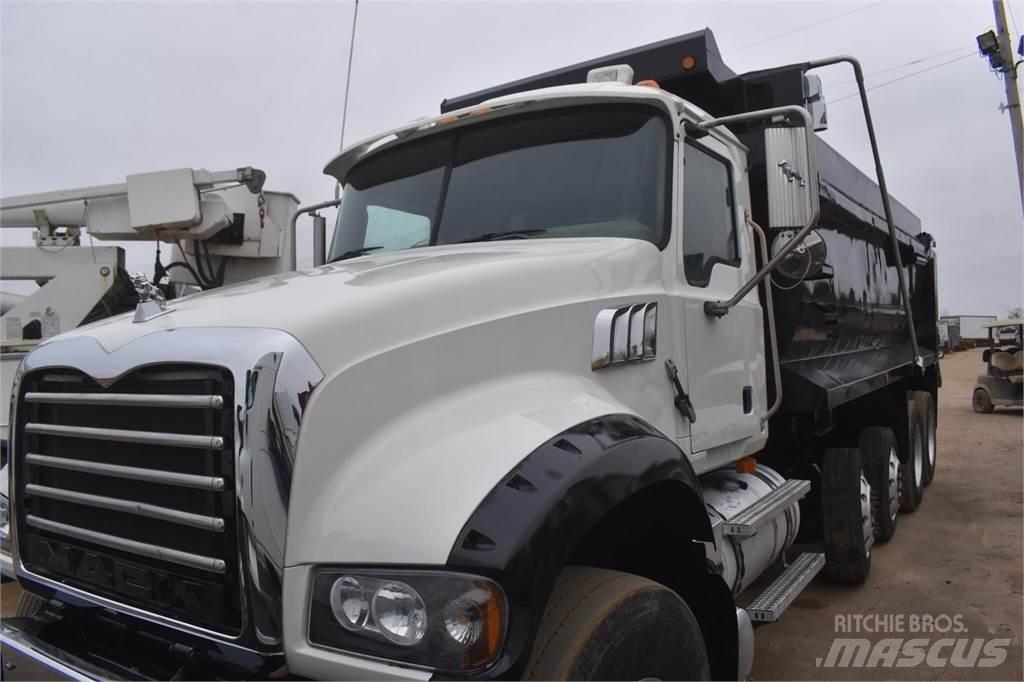 Mack GRANITE GU713 شاحنات قلابة