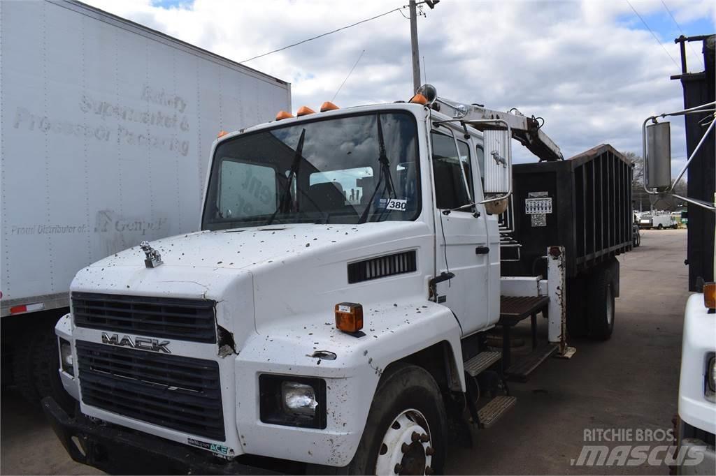 Mack MIDLINER CS300 شاحنات الرافعات