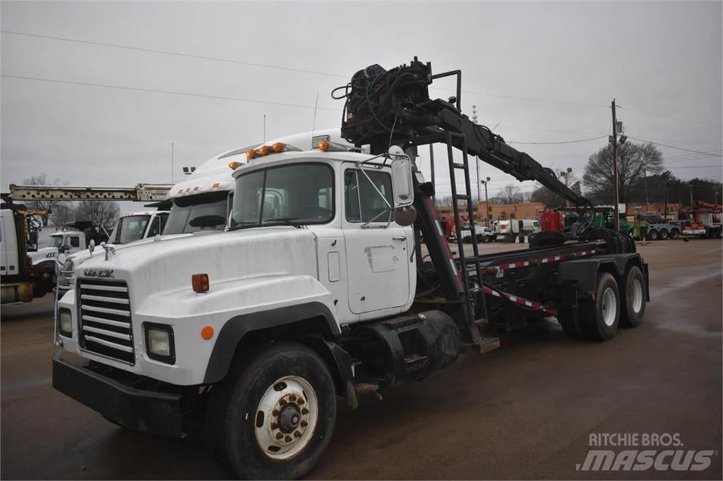 Mack RD688S شاحنات الرافعات