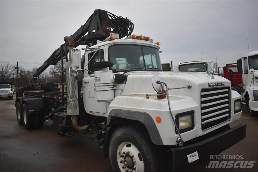 Mack RD688S شاحنات الرافعات