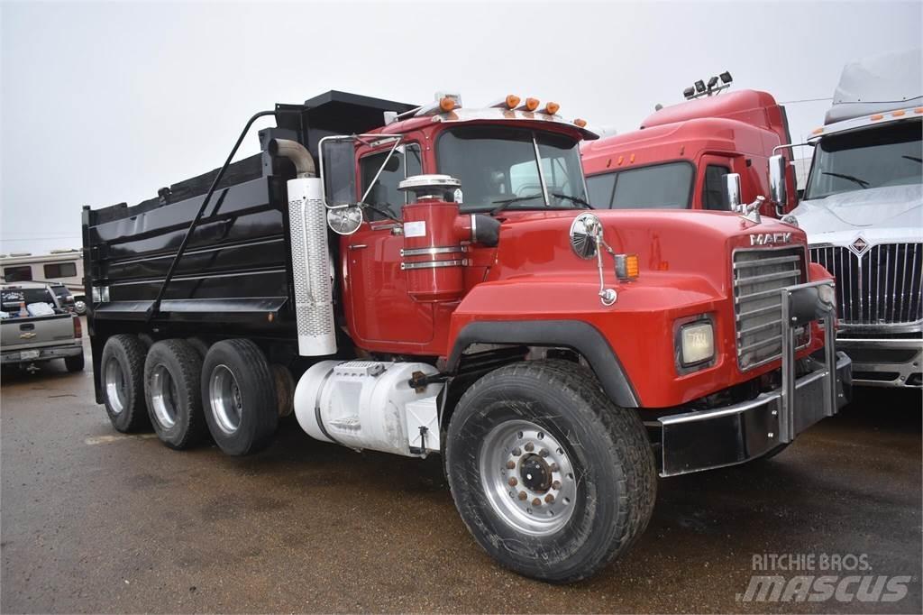 Mack RD688S شاحنات قلابة