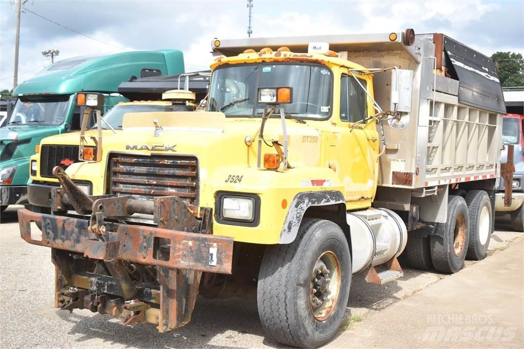 Mack RD688S شاحنات قلابة