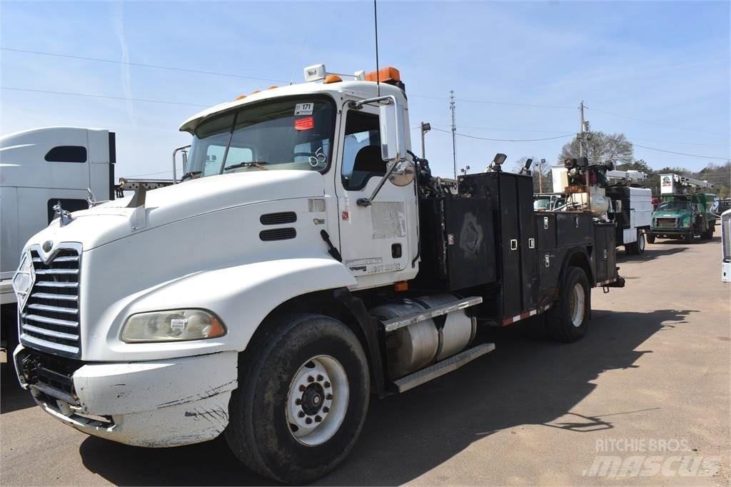 Mack VISION CX612 مركبات الأغراض العامة