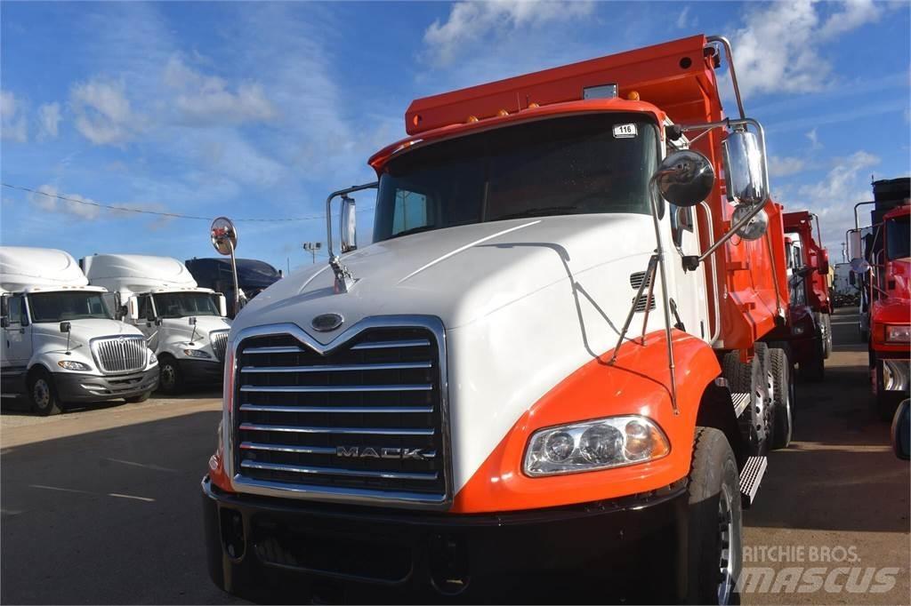 Mack VISION CX612 شاحنات قلابة