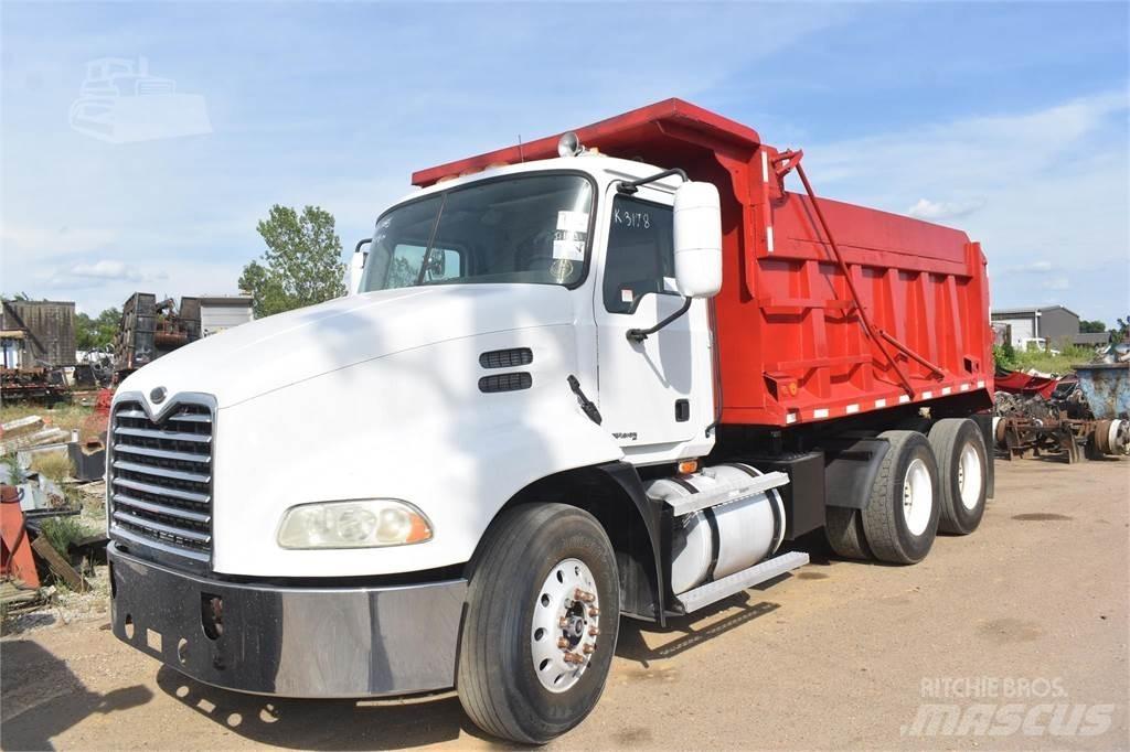 Mack VISION CXN613 شاحنات قلابة