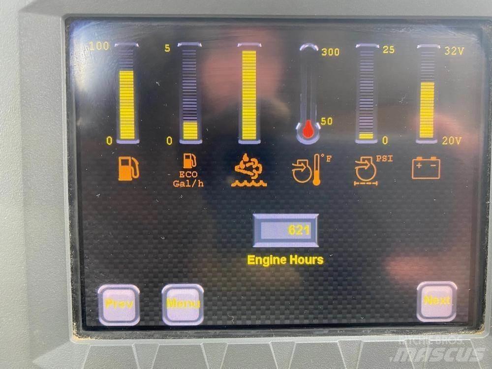 Morooka MST3000VD عربات نقل قلابة مجنزرة