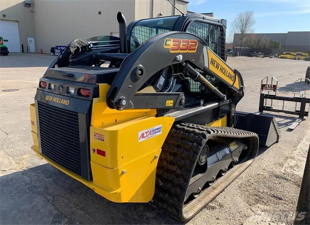 New Holland C332 لوادر انزلاقية التوجيه