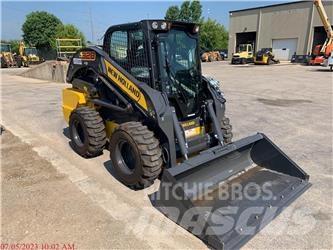 New Holland L328 لوادر انزلاقية التوجيه